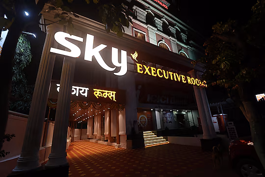 Sky Executive